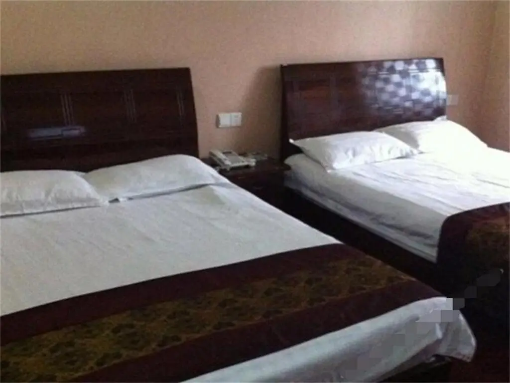 Тайчжоу: Taixing Jinding Business Hotel