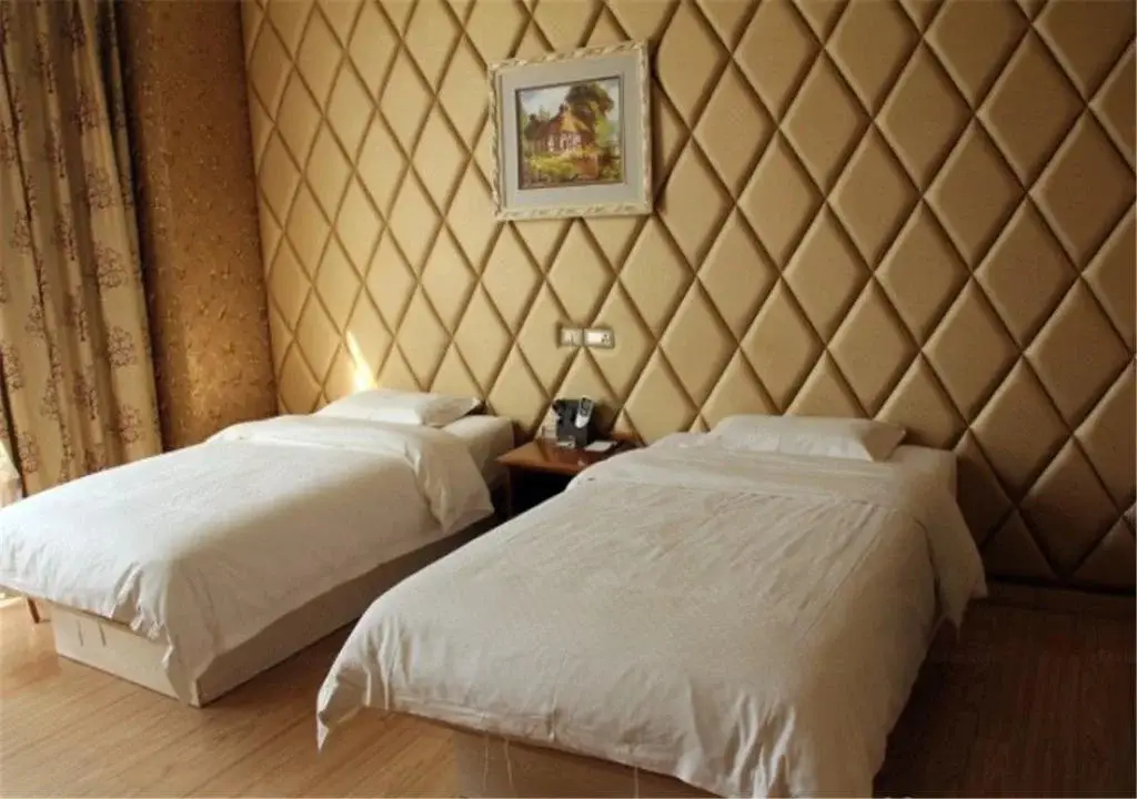 Лиаоченг: Jiatai Business Hotel