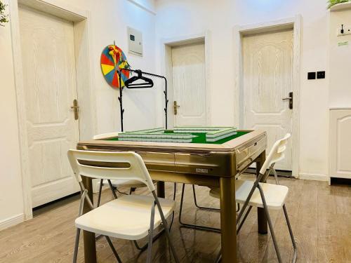 Сиань: Ancient City Wall Home Apartment Xi'an