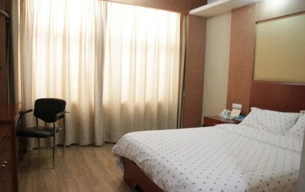 Хуайнань: Jindu Hotel