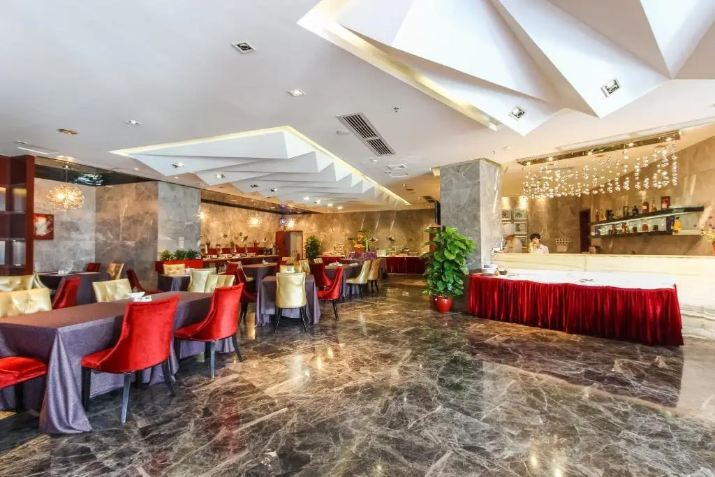 Гуанчжоу: Cedar Hotel