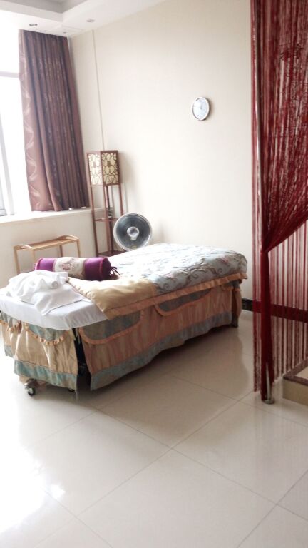 Гуанчжоу: Cedar Hotel