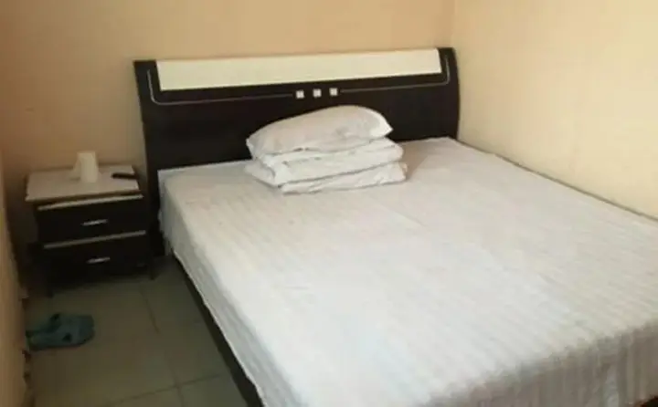 Фуян: Hollywood Inn