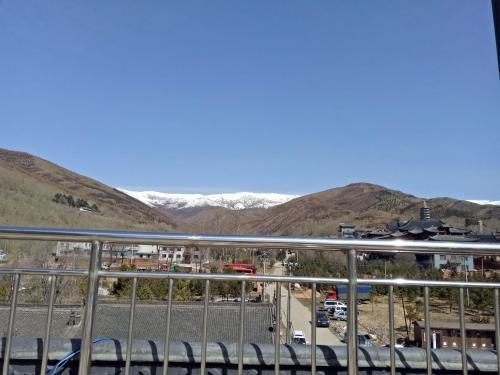 Синьчжоу: Wutaishan Youth Hotel