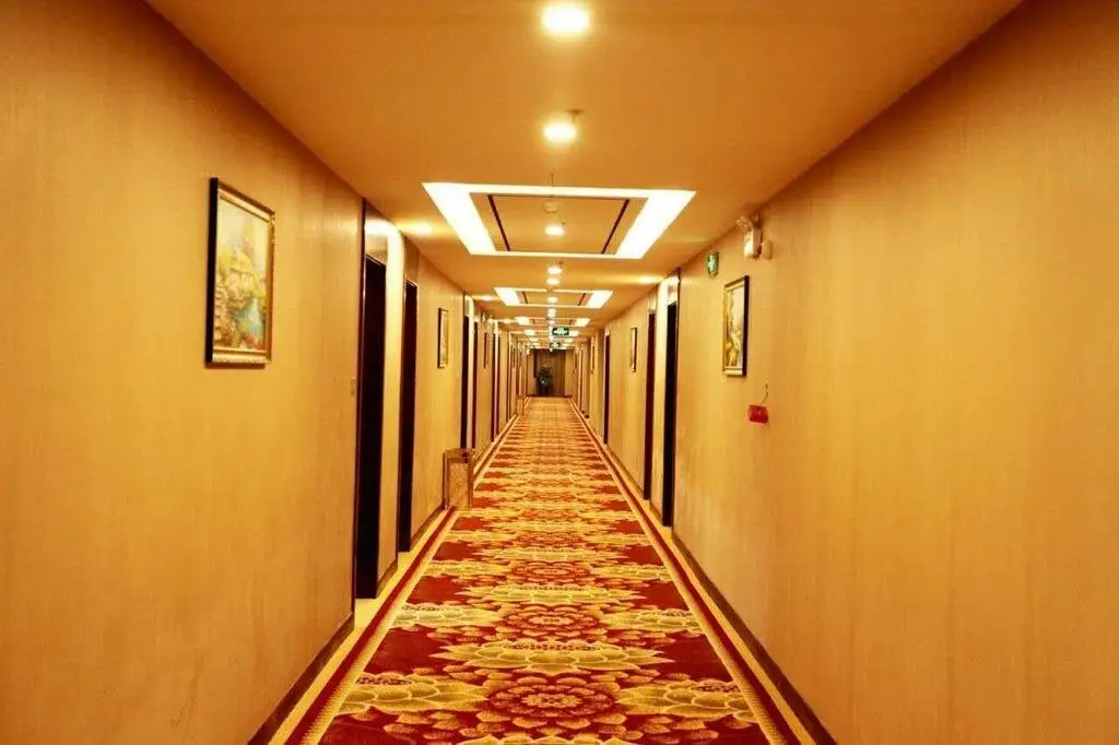 Heze Huasheng International Hotel — фото 1