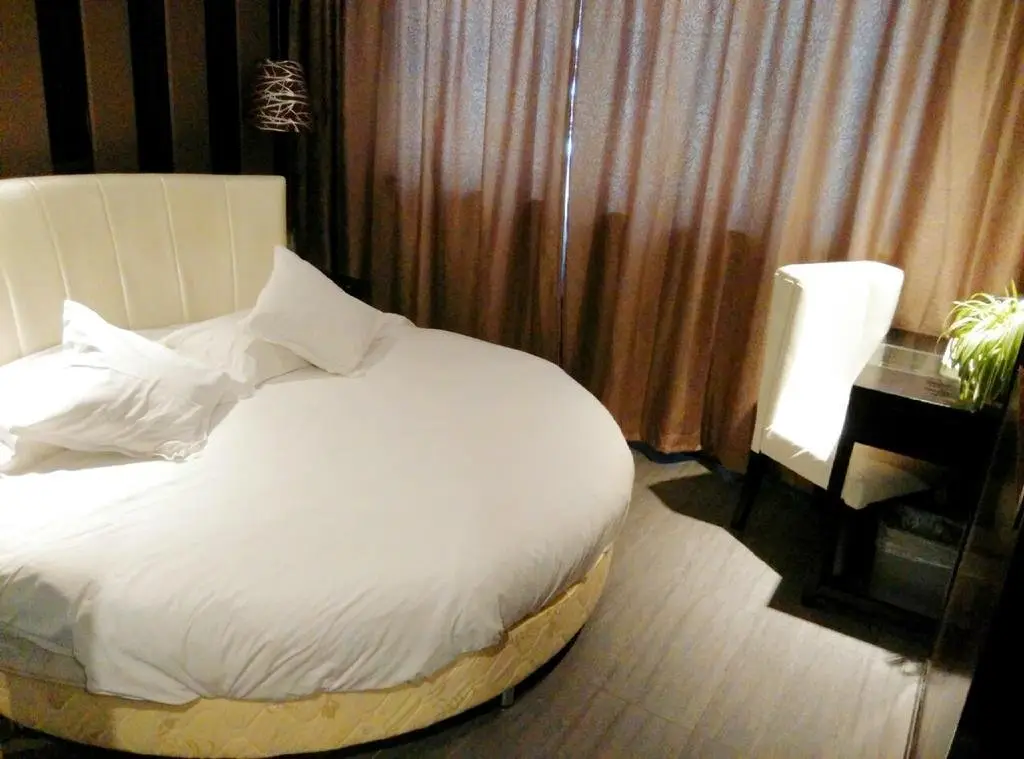Уси: Qingmu Chain Hotel Wuxi Xintiandi Plaza