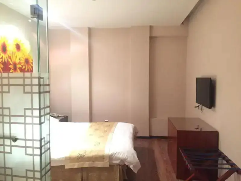 Харбин: Harbin Super 8 Hotel Long Ta