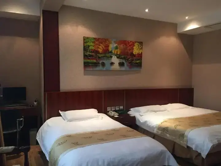 Харбин: Harbin Super 8 Hotel Long Ta