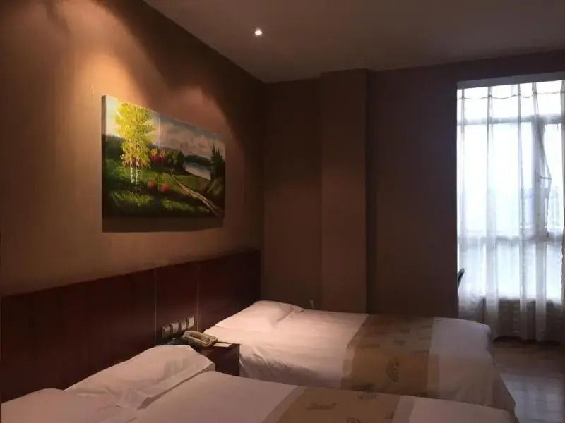 Харбин: Harbin Super 8 Hotel Long Ta