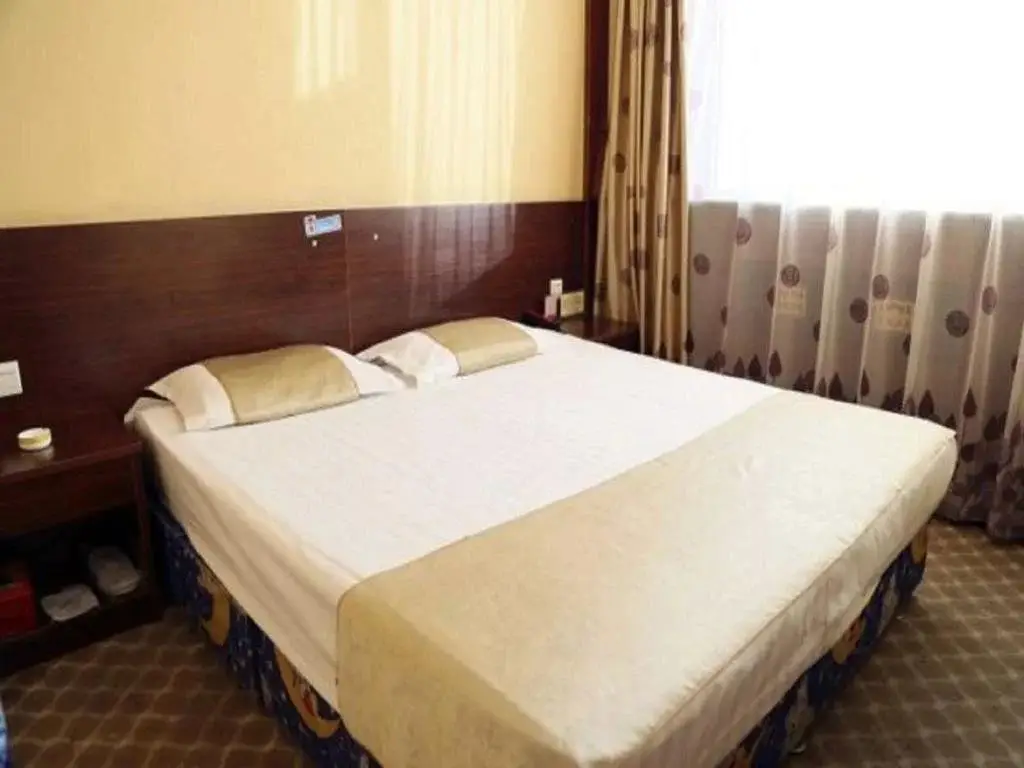 Датун: Datong East Sea Fishing Village Hotel