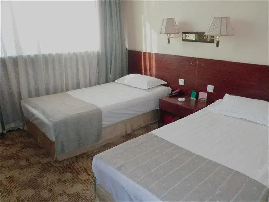 Датун: Datong East Sea Fishing Village Hotel