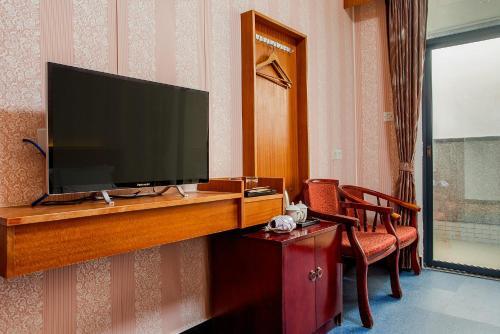 Гуанчжоу: Guangzhou Seven-Star Service Apartment