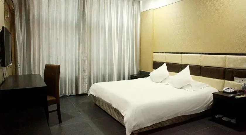 Чанчжоу: Qingmu Hotel Changzhou Founder Building