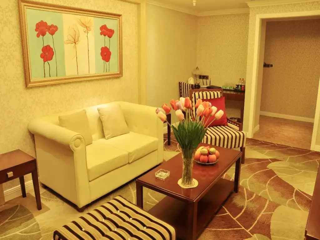 Лешан: Xuefu Garden Hotel