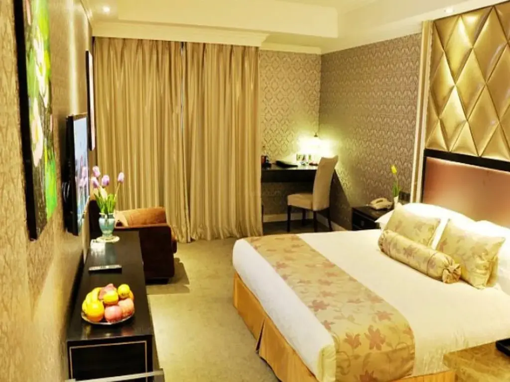 Лешан: Xuefu Garden Hotel