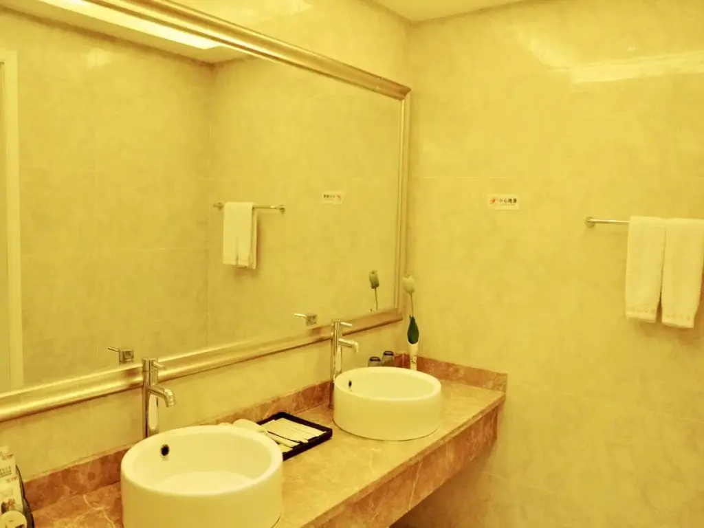 Лешан: Xuefu Garden Hotel