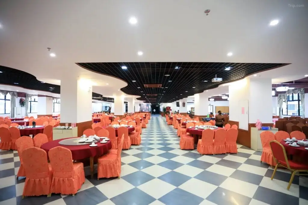 Чжуншань: Junhao International Hotel