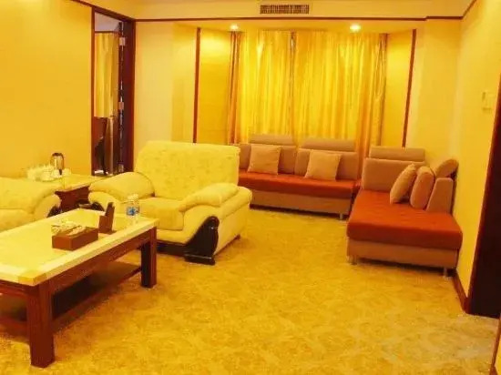Джиангме: Kaiping Hotel