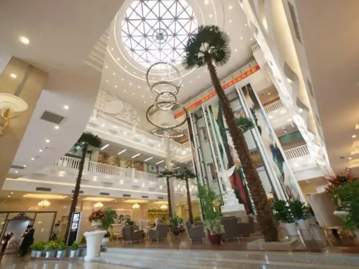 Яньтай: Yantai Bihai Hotel