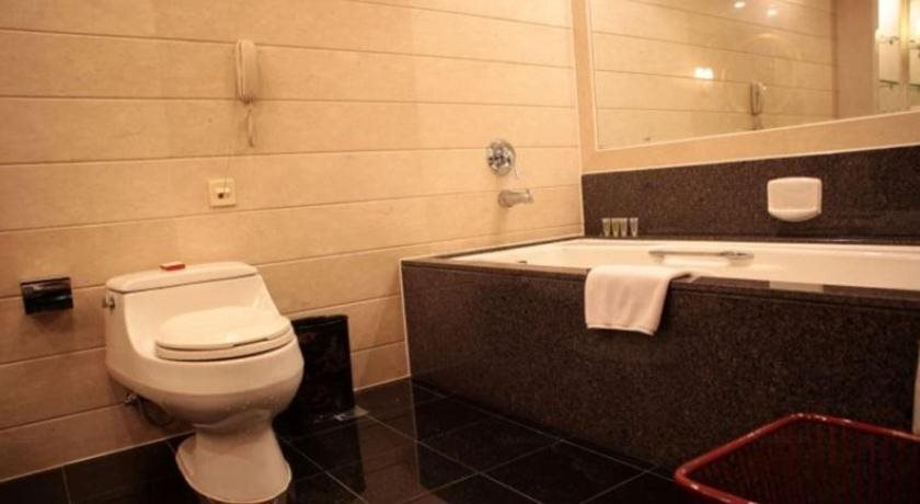 Уси: Ramada Wuxi