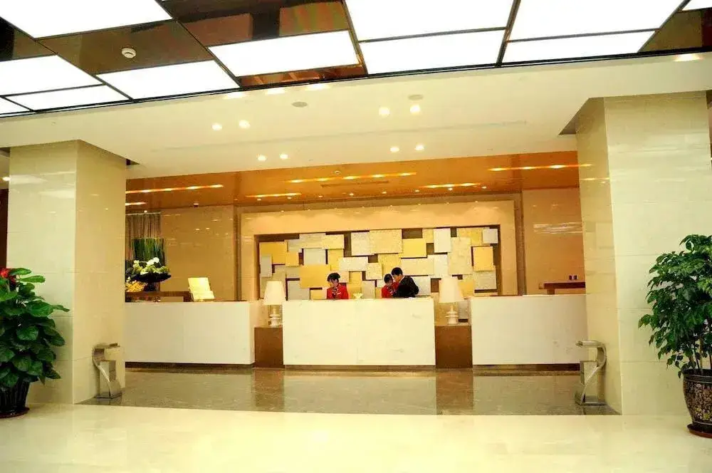 Шэньян: Shenyang Zhengxin Exhibition Service Center(沈阳正新展会服务中心)