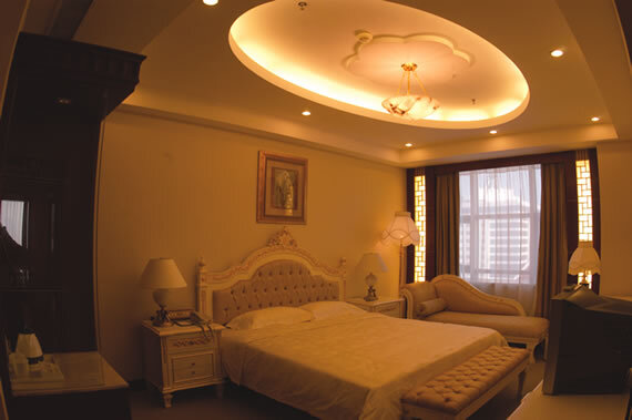 Чжэнчжоу: Xinhua Jianguo Henan