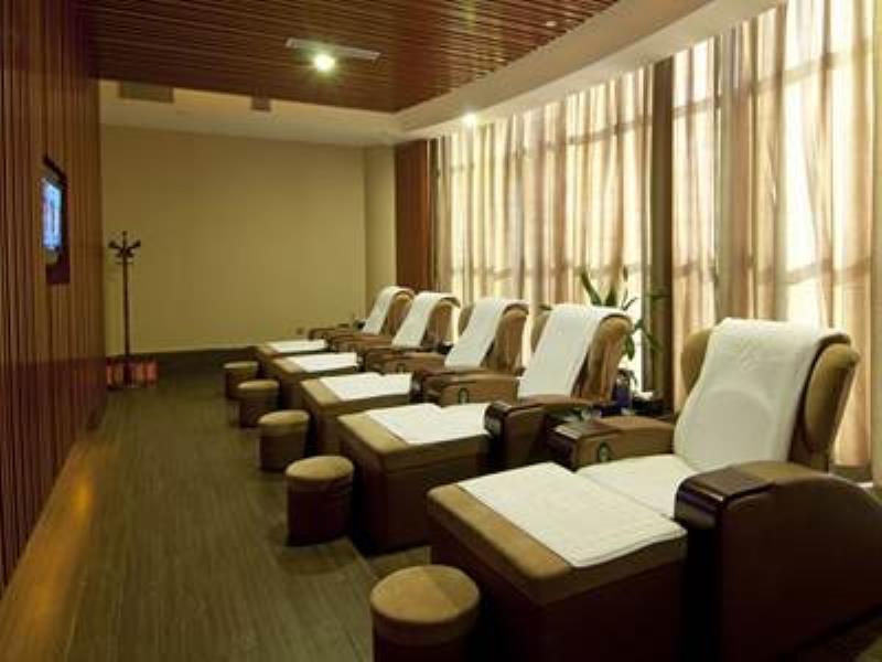 Дунгуань: Zhaona International Hotel
