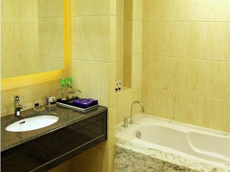 Дунгуань: Zhaona International Hotel
