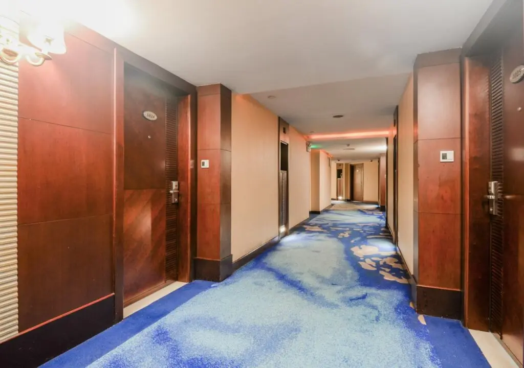 Дунгуань: CP Peninsula Hotel