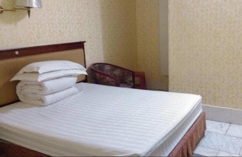 Чжуншань: Mingliang Inn