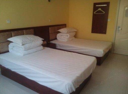 Хецзе: Juancheng Vienna Inn