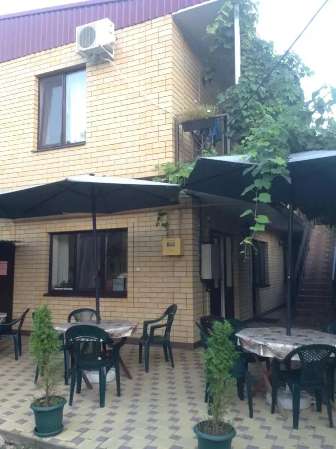 Витязево: Guest House Romalina