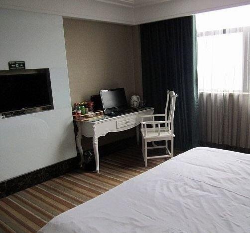 Фуян: Fuyang Jade Theme Hotel