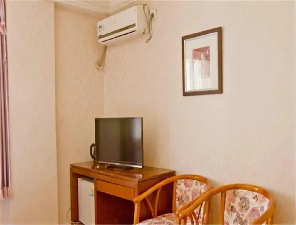 Далянь: Dalian Yisongting Hotel