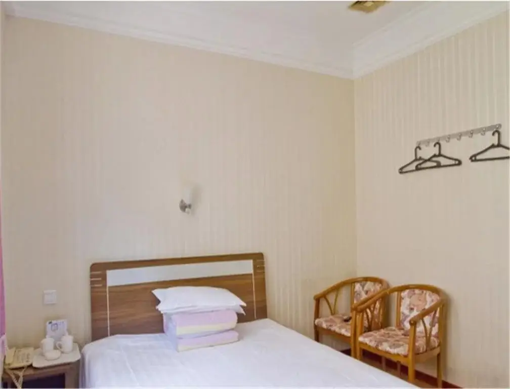 Далянь: Dalian Yisongting Hotel