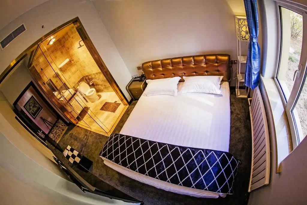 Далянь: Dalian 1219 Theme Hotel