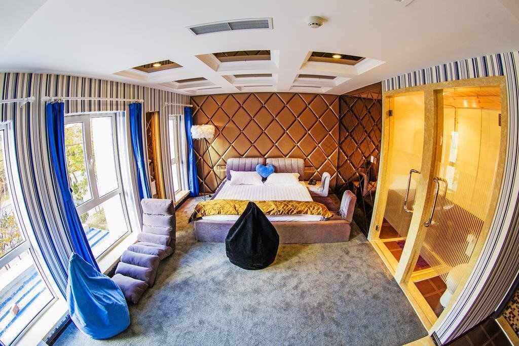 Далянь: Dalian 1219 Theme Hotel