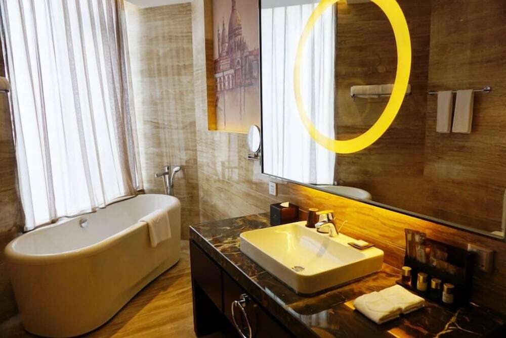 Даньдун: Venice Jianguo Hotel Dandong