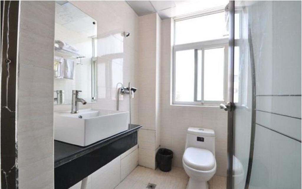 Хуайнань: Hancheng Holiday Inn