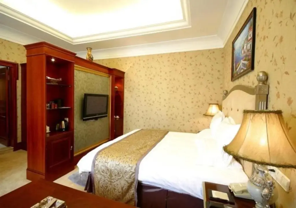 Циндао: Zhanqiao Prince Hotel