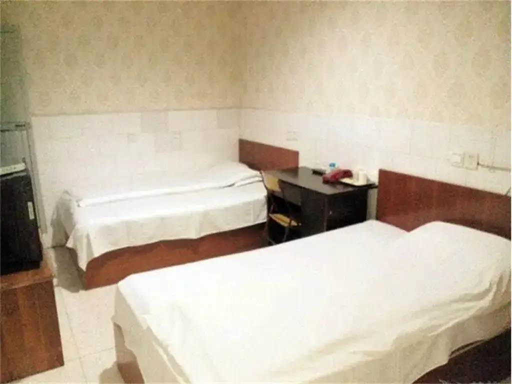 Мяньян: Anxian Changqing Hotel