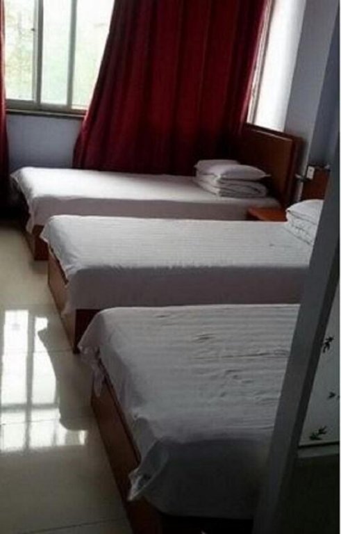 Дежоу: Dezhou Linyi Yin Yuan Business Inn