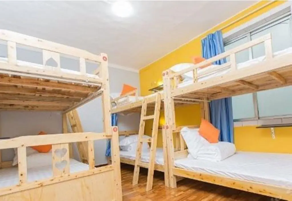 Чэнду: Zhuangse Chengdu Youth Hostel