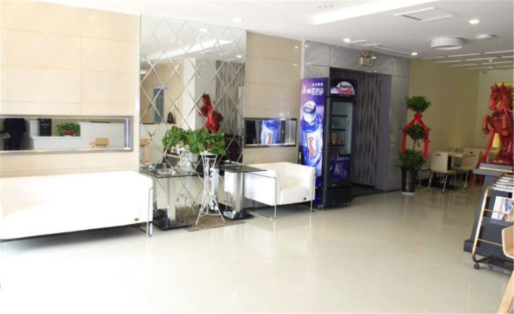 Хецзе: Heze E Home Business Hotel