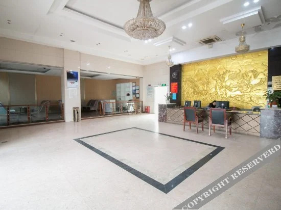 Quzhou Crown Holiday Hotel — фото 1