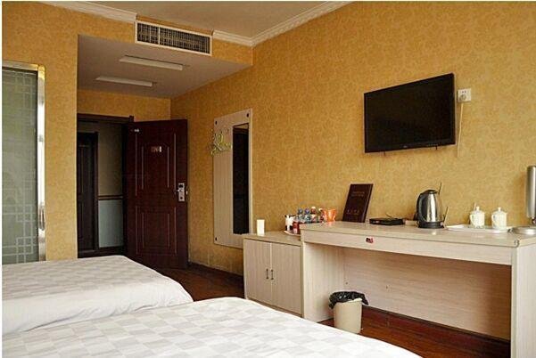 Линьи: Cangshan 68 Express Inn