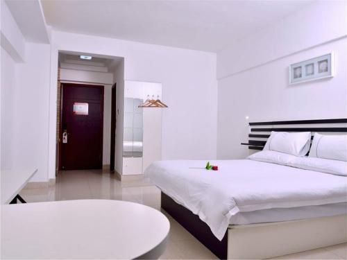 Чжуншань: Zhongshan Xinghui International Apartment