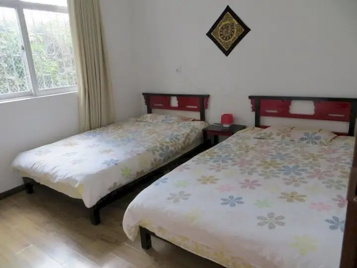 Дали: Hotel Dalifornia