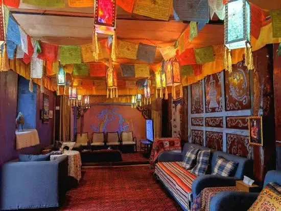 Jiuzhaigou Yangke'er Tibet-style Inn — фото 1