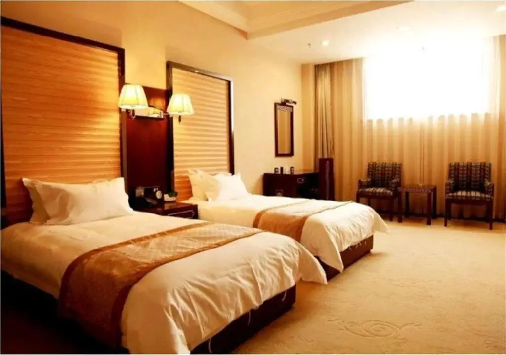 Баодин: Zhuozhou Shuian Huacheng Hotel